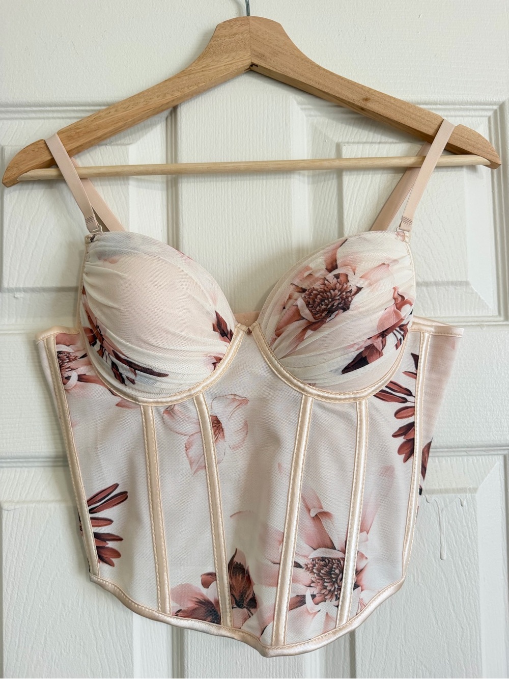 Floral Lace-Trim Bustier Top in Light Pink